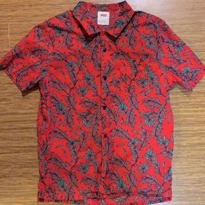 Levi’s L Red Hawaiian Print Button Up Shirt